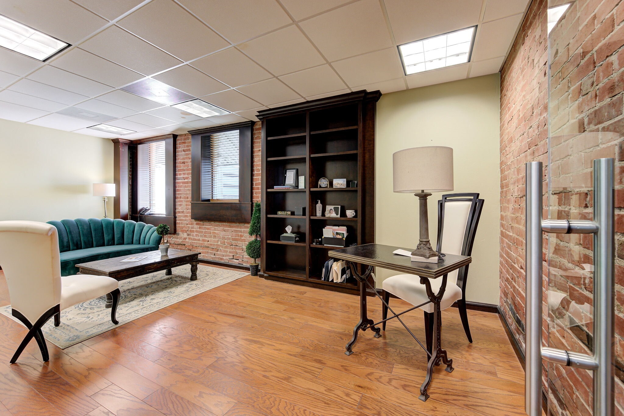 1008 W Main St, Oklahoma City, OK for lease Interior Photo- Image 1 of 33