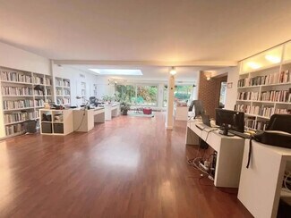 Plus de détails pour Bureau à vendre