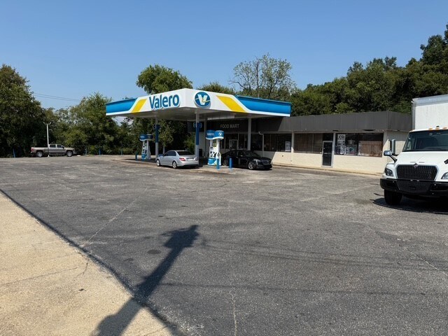 2244 W Fairview Ave, Montgomery, AL à vendre - Photo du bâtiment - Image 2 de 12