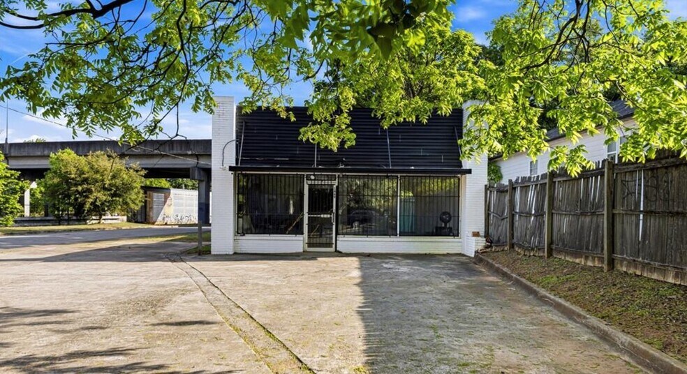 1469 Wadley Ave, Atlanta, GA à vendre - Photo du bâtiment - Image 2 de 7