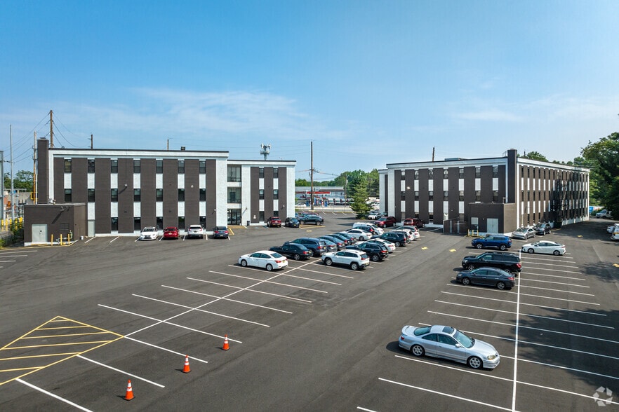 1620 US Highway 22 E, Union Township, NJ for lease - Building Photo - Image 3 of 25