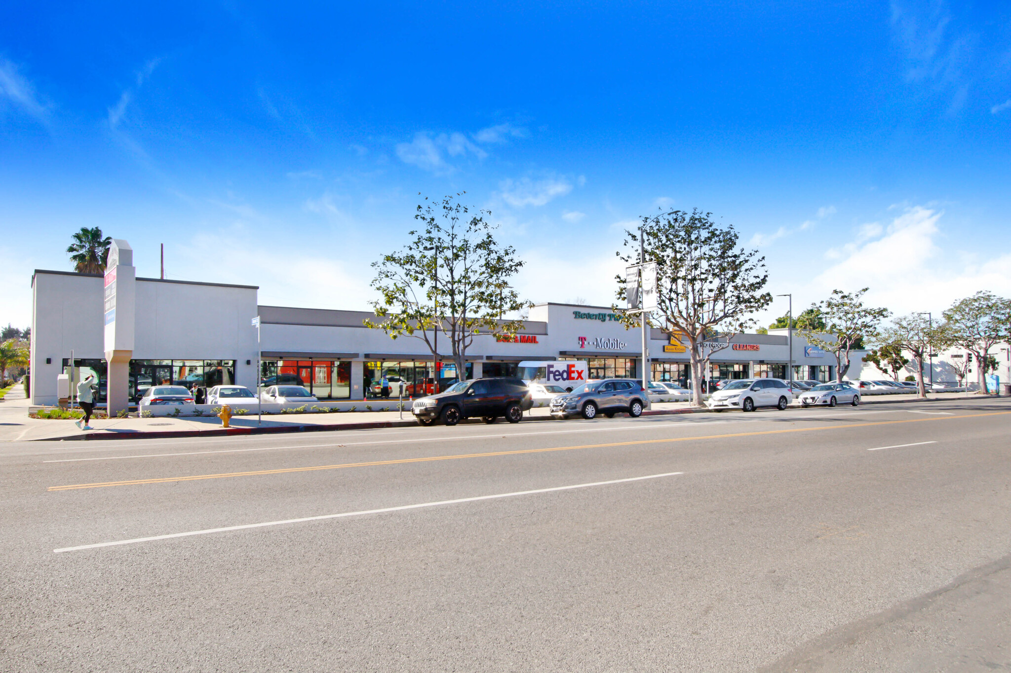 7150-7182 Beverly Blvd, Los Angeles, CA à vendre Photo du bâtiment- Image 1 de 1