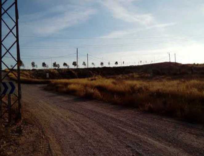 Terrain dans Les Borges Blanques, Lérida à vendre - Photo du bâtiment - Image 2 de 4