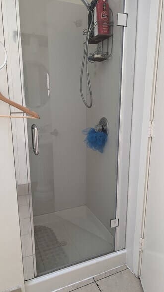 800 Larkin St, San Francisco, CA à vendre - Photo du bâtiment - Image 3 de 18