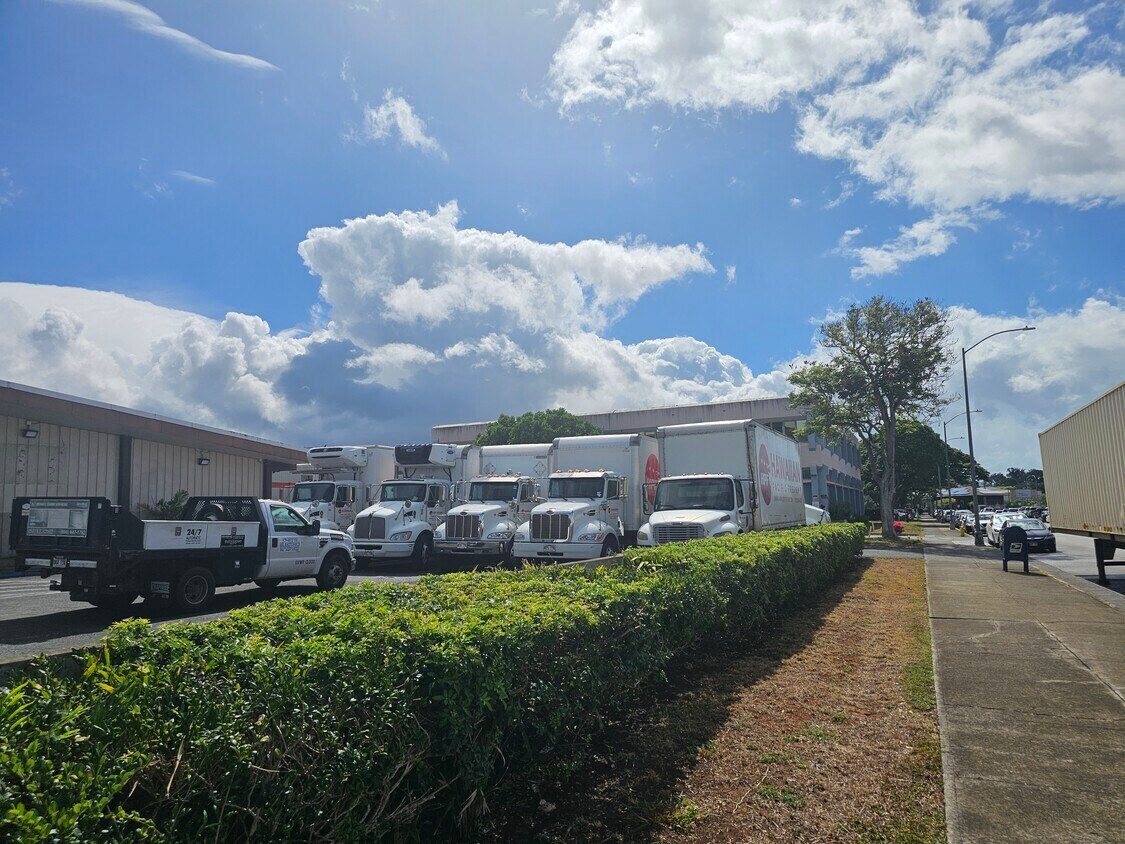 2886 Paa St, Honolulu, HI à louer Photo principale- Image 1 de 11