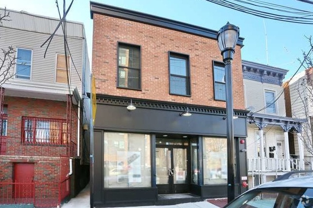 523 22nd St, Union City, NJ for lease - Primary Photo - Image 1 of 6