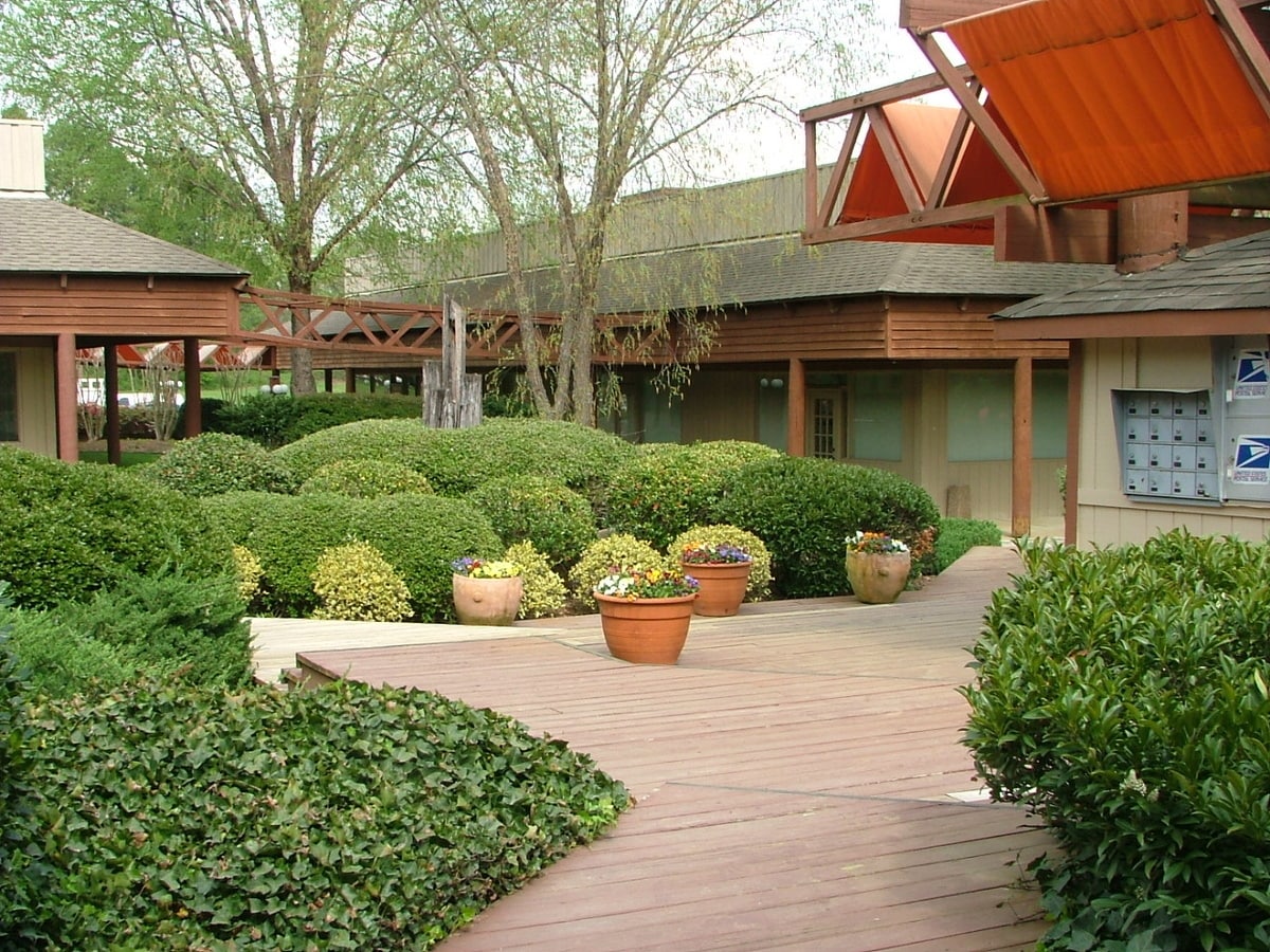 1200 Mountain Creek Rd, Chattanooga, TN for lease Building Photo- Image 1 of 8