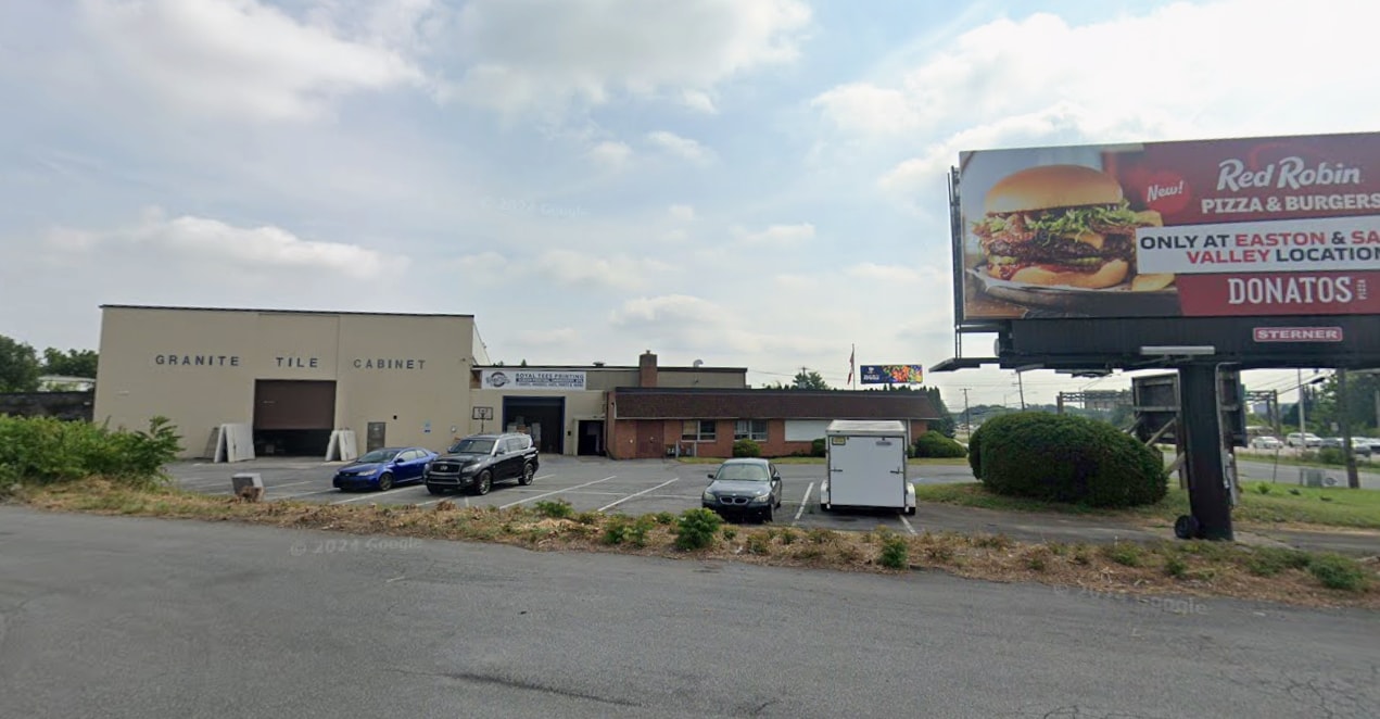 2224 Industrial Dr, Bethlehem, PA à louer Photo du bâtiment- Image 1 de 12