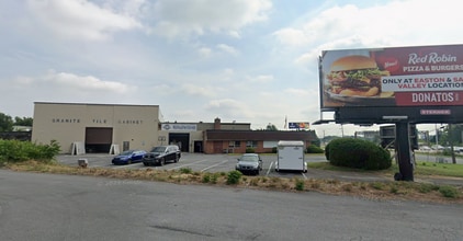 2224 Industrial Dr, Bethlehem, PA à louer Photo du bâtiment- Image 1 de 12