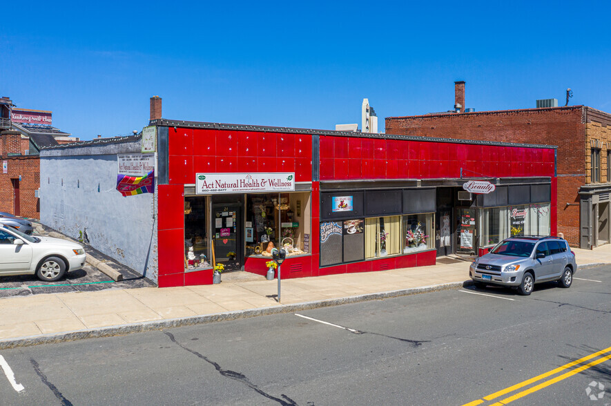 22 Water St, Torrington, CT à vendre - Photo principale - Image 1 de 1