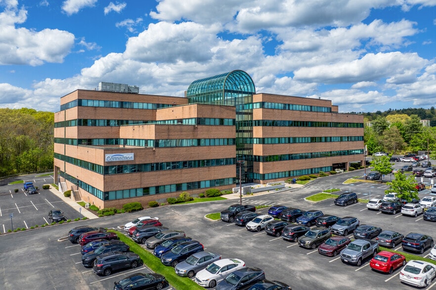 293 Boston Post Rd W, Marlborough, MA for lease - Building Photo - Image 2 of 16