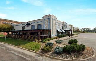 More details for 4570 University Ave, West Des Moines, IA - Retail for Lease