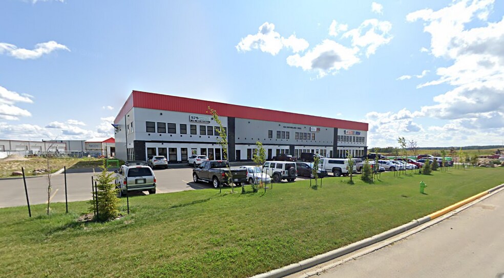 106 Queensland Cres Bay #150, Red Deer County, AB à louer - Photo du bâtiment - Image 3 de 32