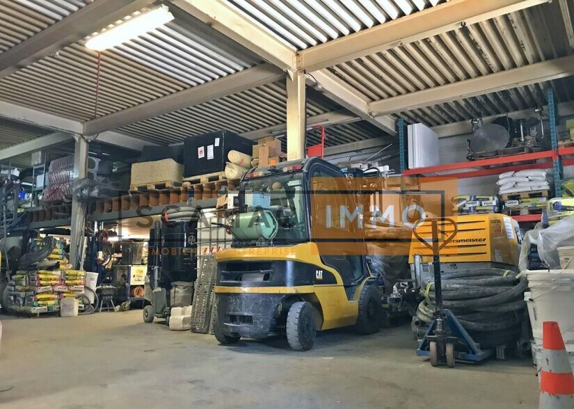 Industriel dans Noisy-le-Grand à louer - Photo du bâtiment - Image 2 de 10