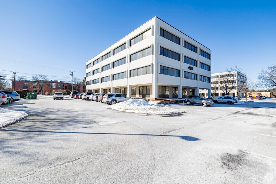 400 Amherst St, Nashua, NH à louer - Photo du bâtiment - Image 3 de 7