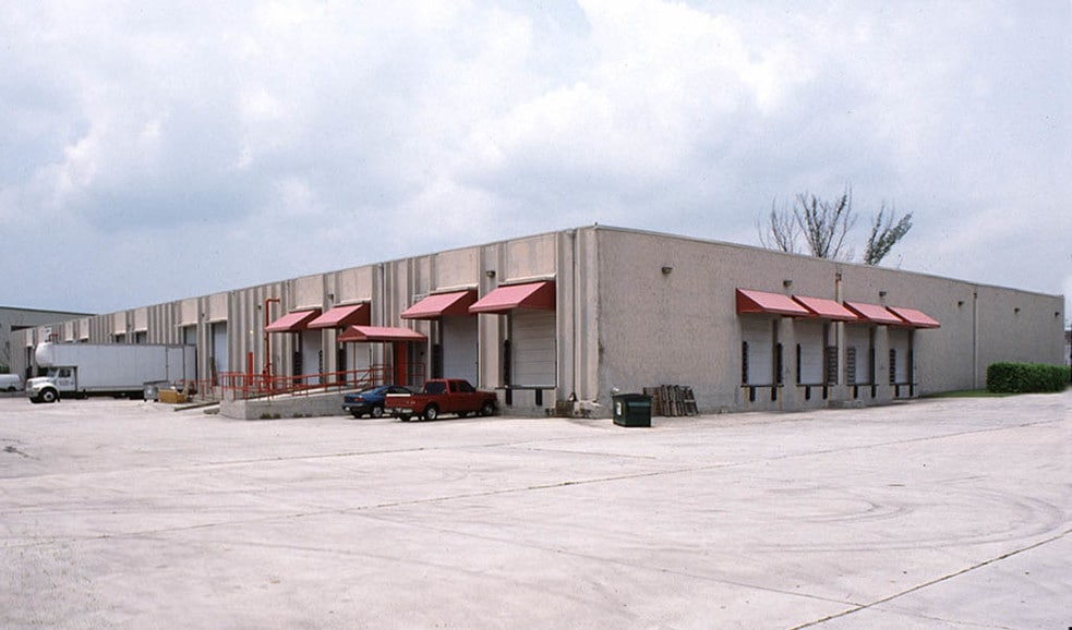 950 W 13th St, Riviera Beach, FL for lease - Building Photo - Image 2 of 8