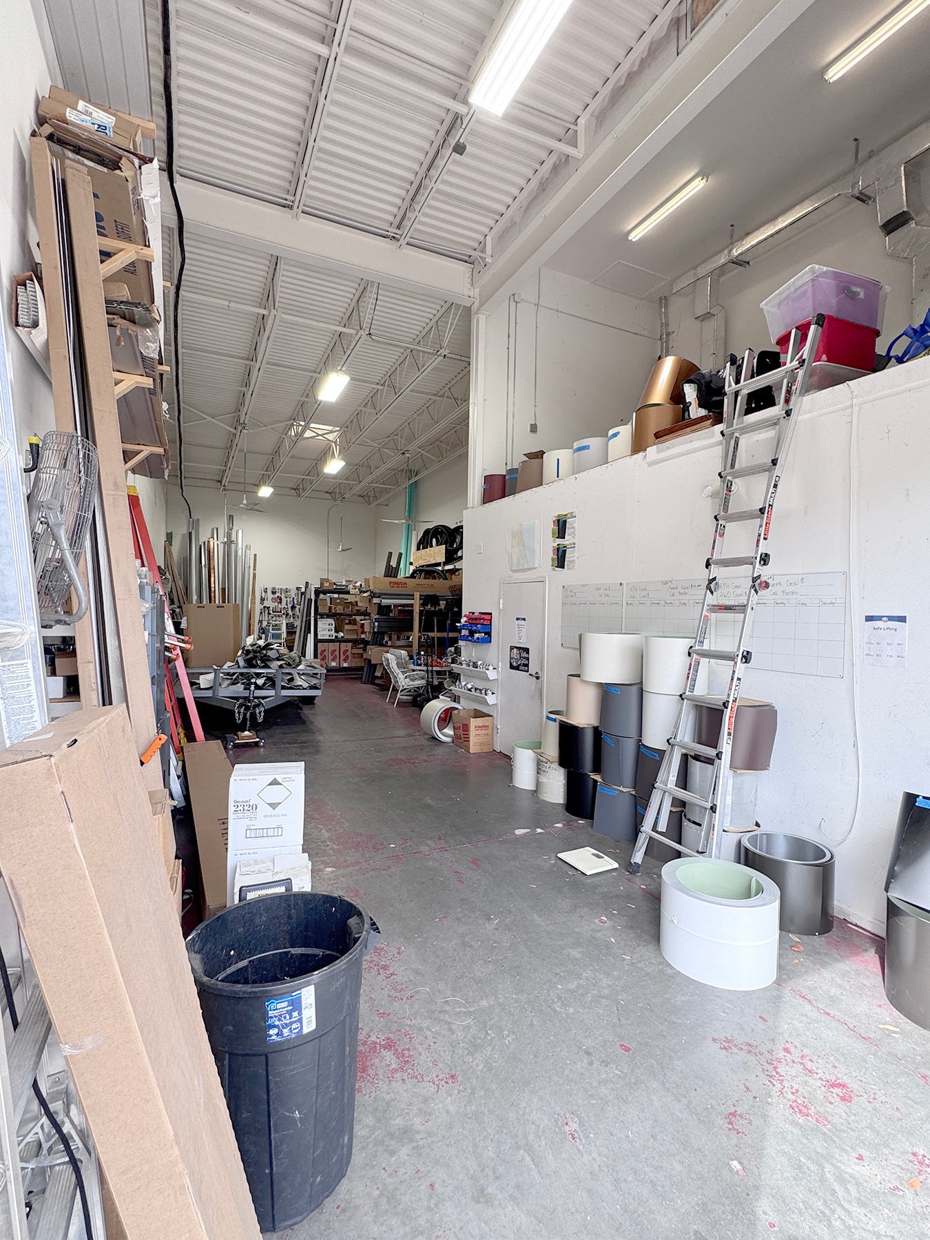 1520 SE Niemeyer Cir, Port Saint Lucie, FL for lease Interior Photo- Image 1 of 5