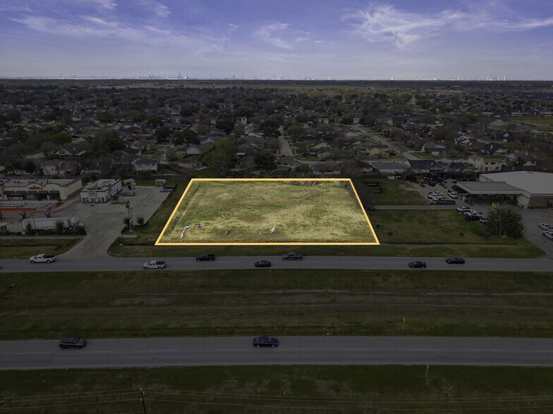 W Fairmont, La Porte, TX à vendre - Photo du bâtiment - Image 3 de 17