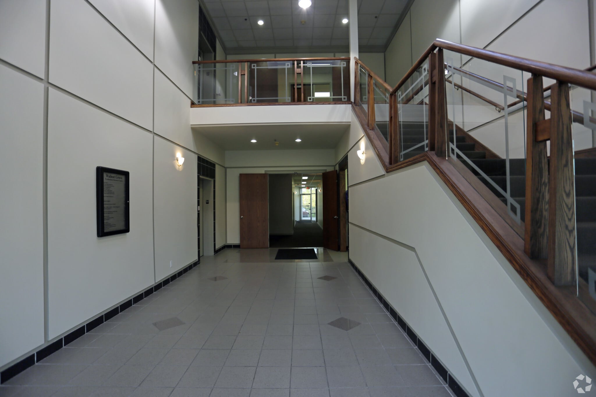 20171 92A Ave, Langley Twp, BC for lease Interior Photo- Image 1 of 6