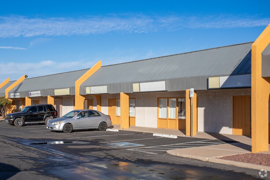 4901-4907 E 29th St, Tucson, AZ à louer - Photo du bâtiment - Image 2 de 3