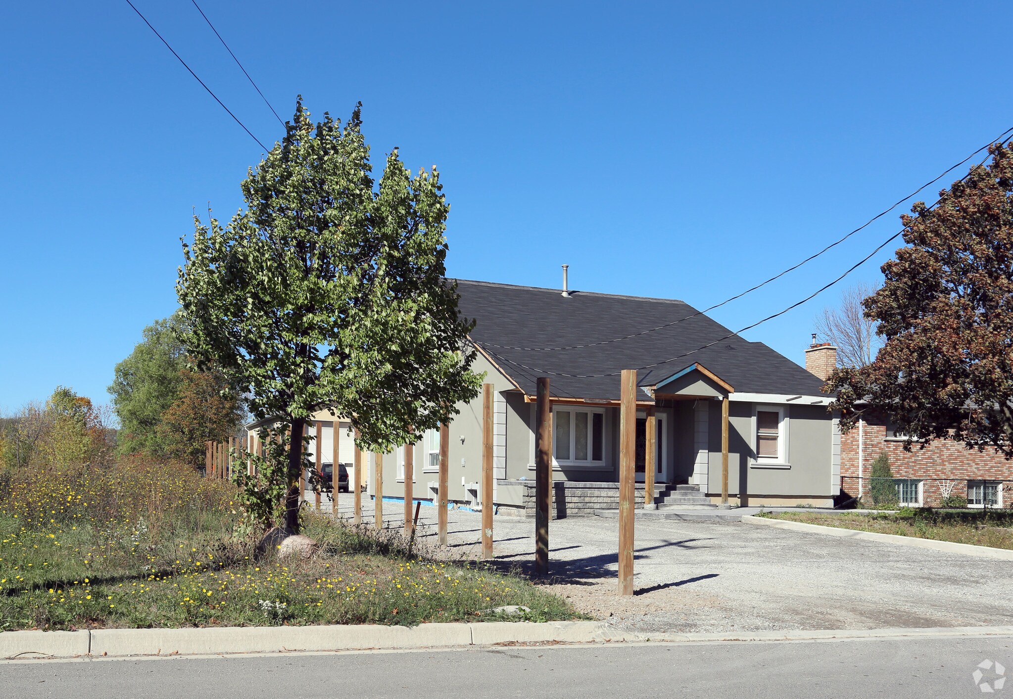 333 McNeilly Rd, Hamilton, ON for sale Primary Photo- Image 1 of 1