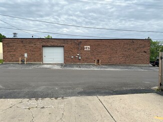 Plus de détails pour 305 Hankes Ave, Aurora, IL - Industriel à vendre