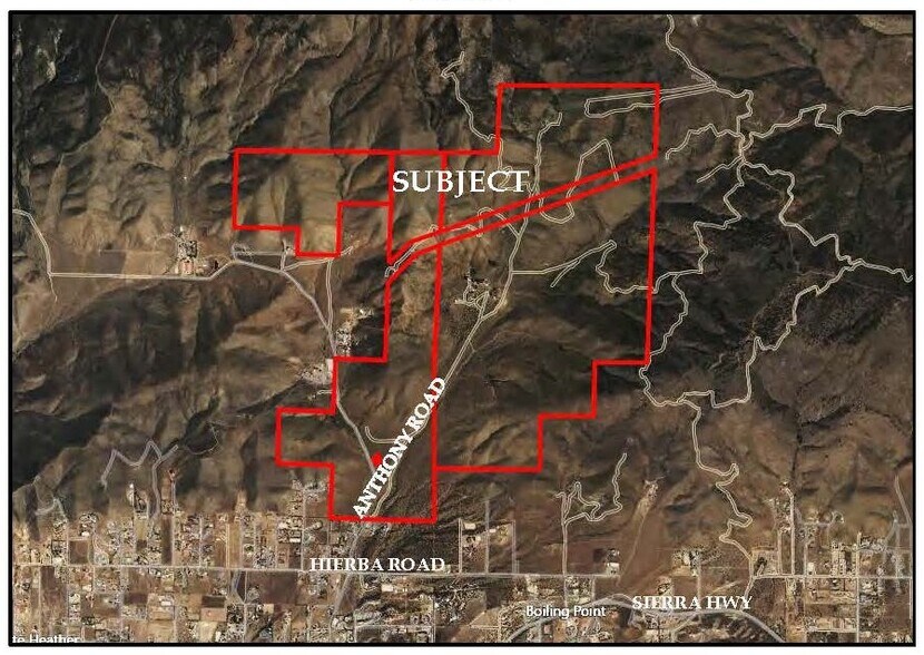 35900 Anthony Rd, Agua Dulce, CA à vendre - Photo du bâtiment - Image 2 de 24