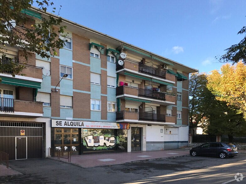 Carretera Hoyo Manzanares, 22, Colmenar Viejo, Madrid à vendre - Photo du bâtiment - Image 2 de 2