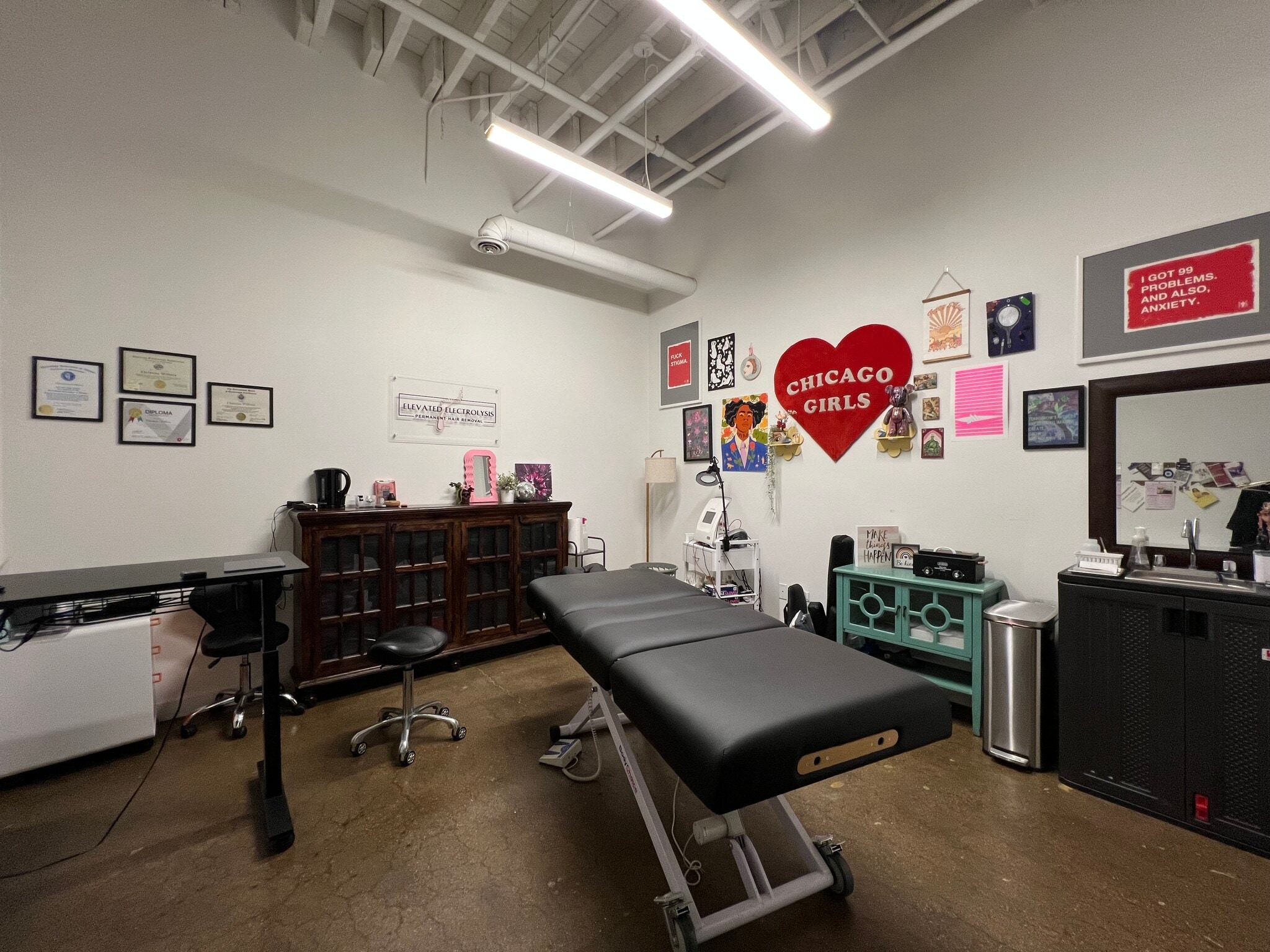 1757 N Kimball Ave, Chicago, IL for lease Interior Photo- Image 1 of 3
