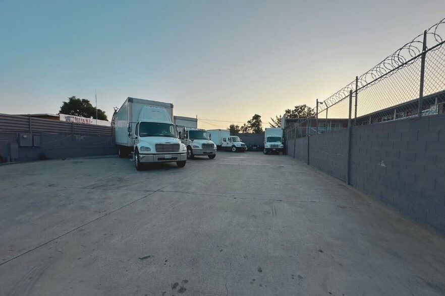 1545 Lincoln Ave, Pasadena, CA for lease - Building Photo - Image 2 of 17