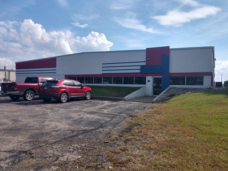 977 Koopman Ln, Elkhorn, WI à vendre - Photo du bâtiment - Image 3 de 3