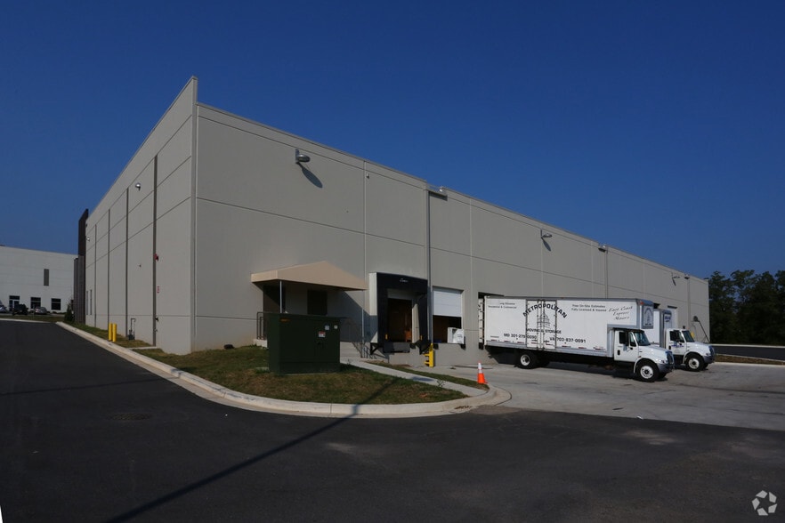 13200 Mid Atlantic Blvd, Laurel, MD for lease - Building Photo - Image 2 of 3