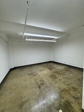 122 E 7th St, Los Angeles, CA for lease Interior Photo- Image 1 of 1