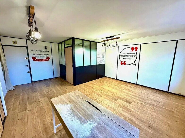 Bureau dans Évry-Courcouronnes à louer - Photo intérieure - Image 3 de 4