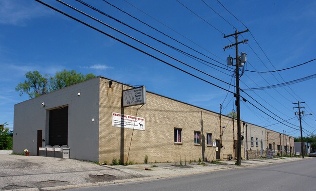 More details for 2930-2942 Industrial Blvd, Bethel Park, PA - Industrial for Lease