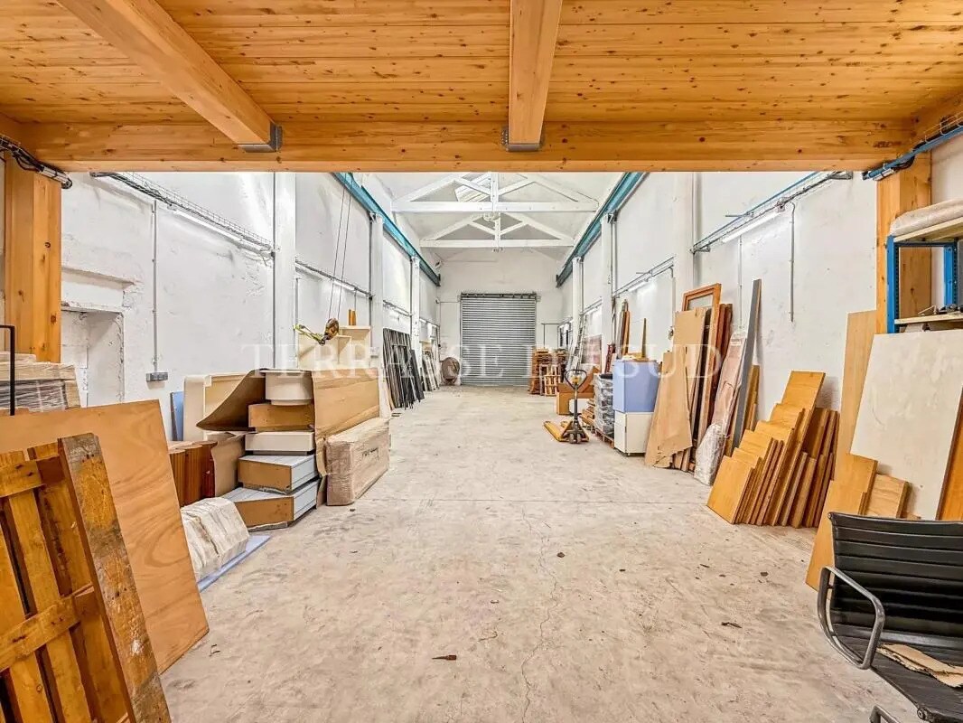 Saint-Marcel, Marseille for sale Interior Photo- Image 1 of 14