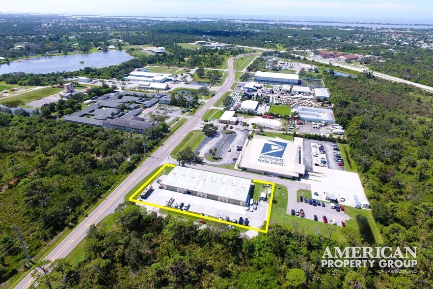 976 S River Rd, Englewood, FL à louer - Photo principale - Image 1 de 9