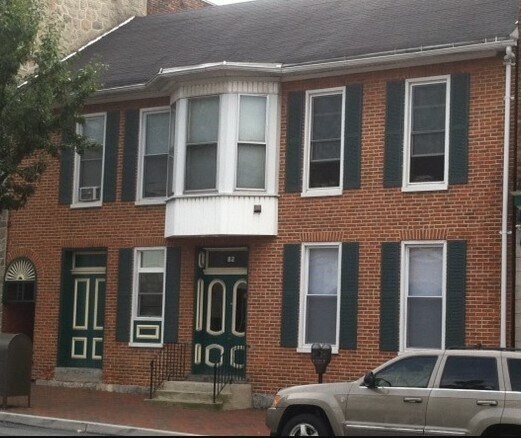 80-82 & 84-88 W Main St., Waynesboro, PA portefeuille de 2 propriétés à vendre sur LoopNet.ca - Photo du bâtiment - Image 2 de 2