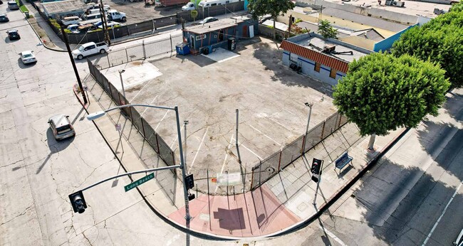 More details for 310 N Long Beach Blvd, Compton, CA - Land for Sale