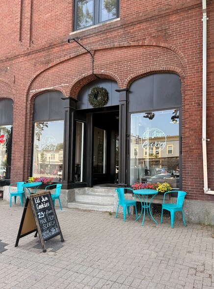 146 Maine st, Brunswick, ME à louer - Photo du bâtiment - Image 2 de 29