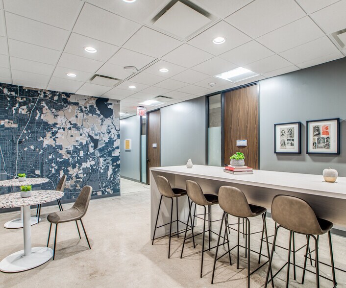 16770 Imperial Valley Dr, Houston, TX à louer - Photo intérieure - Image 3 de 8