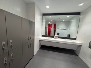 790 E Colorado Blvd, Pasadena, CA for lease Interior Photo- Image 1 of 15