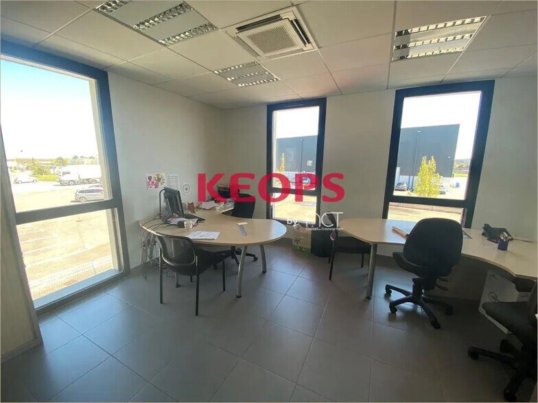 Office in Plaisance-du-Touch for lease - Interior Photo - Image 3 of 7