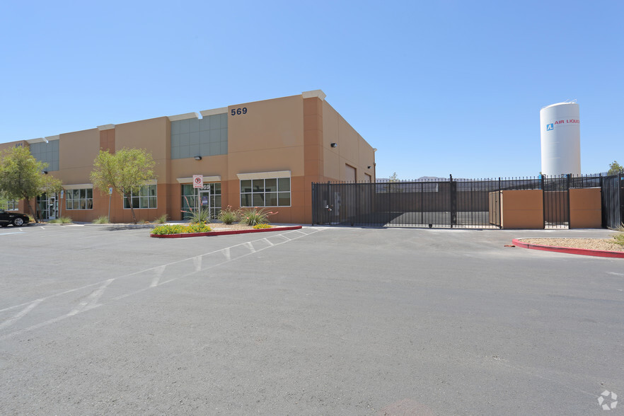 569 W Sunset Rd, Henderson, NV for sale - Primary Photo - Image 1 of 1