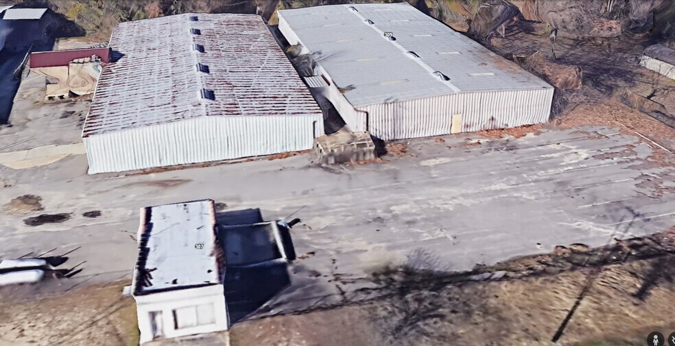 225 Dunn Rd, Fayetteville, NC à louer - Photo du bâtiment - Image 2 de 18