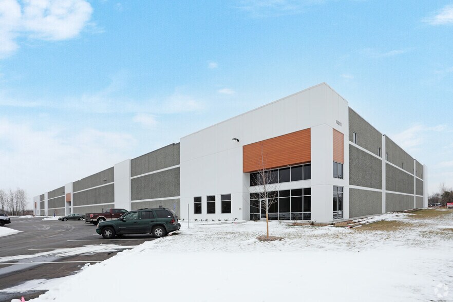 10201 Xylite St NE, Blaine, MN for sale - Building Photo - Image 1 of 1