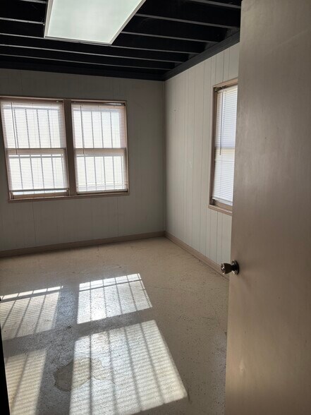 1400 N Hampton Ave, Springfield, MO à louer - Photo intérieure - Image 2 de 5