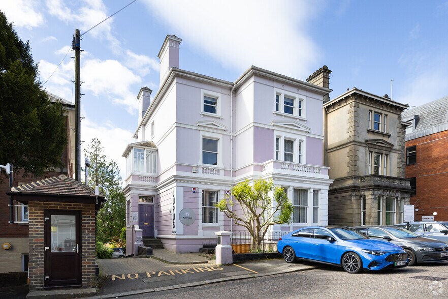 1 Lonsdale Gdns, Tunbridge Wells à louer - Photo principale - Image 1 de 3
