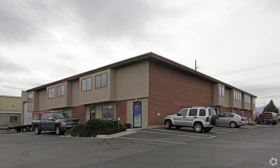 3649-3653 S 700 W, Salt Lake City, UT for lease - Building Photo - Image 2 of 2