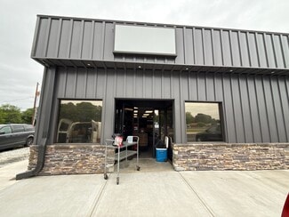 Plus de détails pour 115-123 Webb St, Simpsonville, SC - Commerce de détail à louer